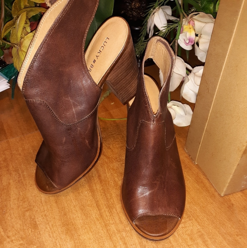 Lucky Brand Lizette peep toe bootie